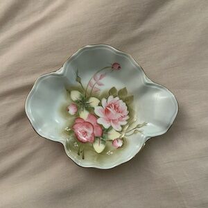 Vintage Hand painted Victorian trinket dish; Lefton China
